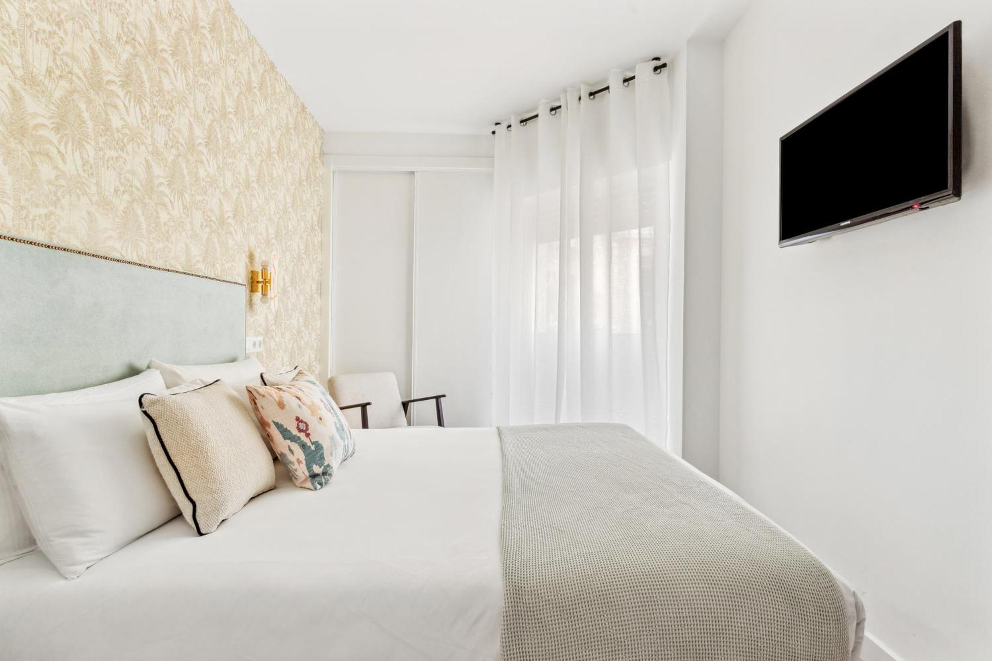 Epidemia & Quite Bedrooms By Ele Apartments มาลากา ภายนอก รูปภาพ
